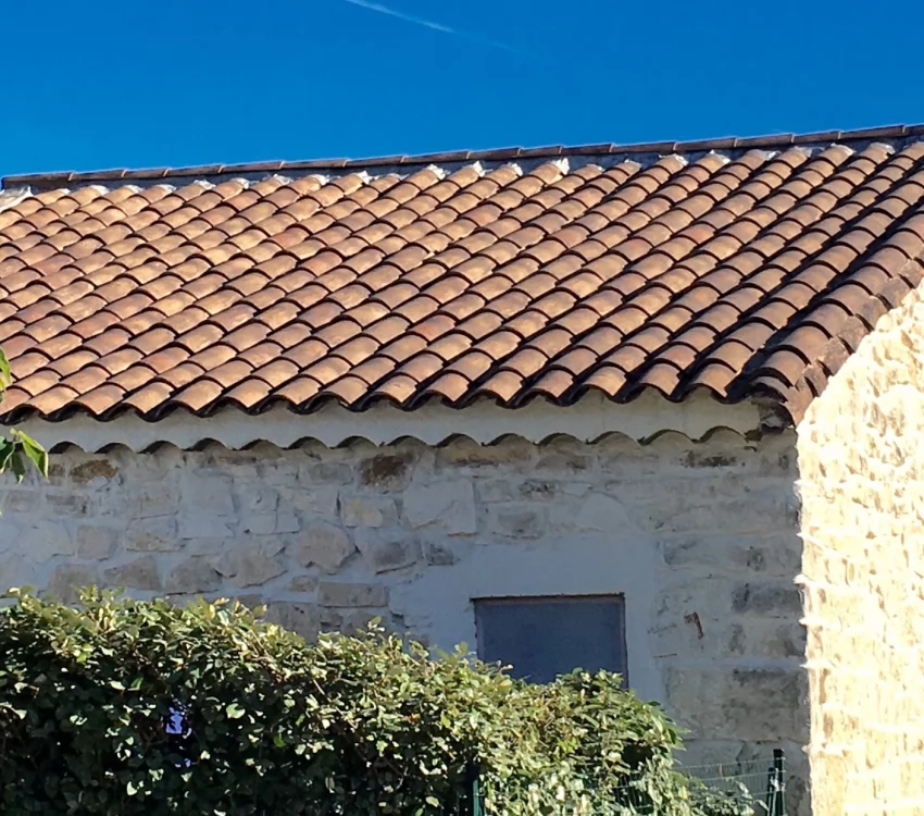Remaniement de toiture provençale à Saint Didier 84